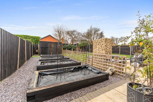 Photo 19- click for photo gallery